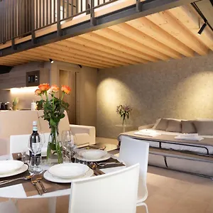 https://residence-8-loft.hotelslidodijesolo.com
