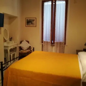 Nonna Anna , Sienne Italie
